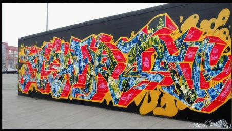 LDP was here in graffiti font,